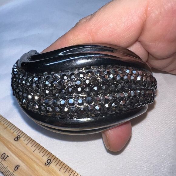 Vintage Gunmetal And Hematite Crystal MCM Hinged Cuff Bracelet - Picture 13 of 15